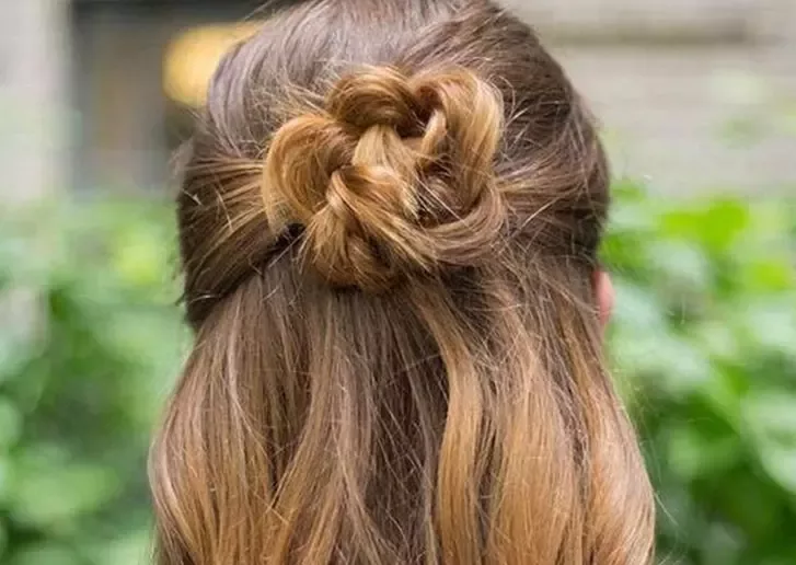 10-easy-hairstyles-for-women-whove-got-no-time_1