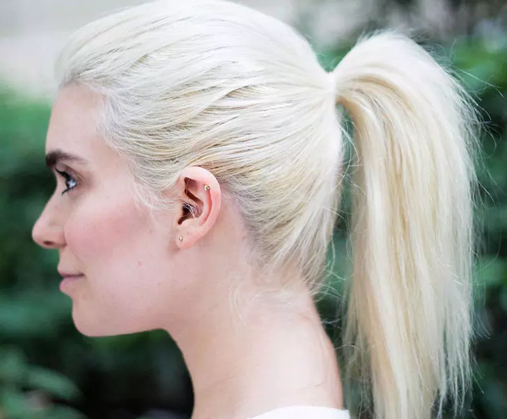 10-easy-hairstyles-for-women-whove-got-no-time_10