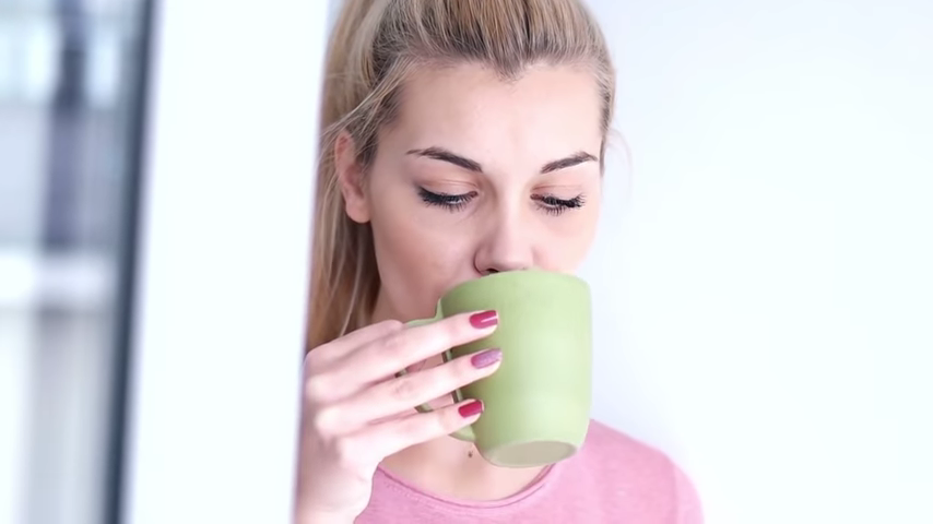 1084-drinking-coffee-every-day-does-this-to-your-body-00-07-32