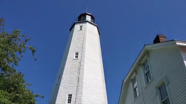 1120-the-sandy-hook-lighthouse-the-oldest-lighthouse-in-the-united-states-00-03-05