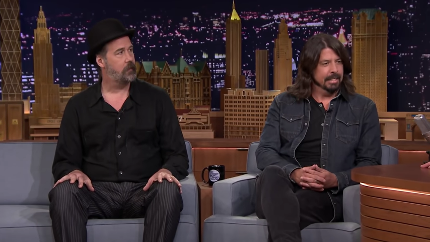 1123-dave-grohl-and-krist-novoselic-tell-old-nirvana-stories-part-1-00-00-09