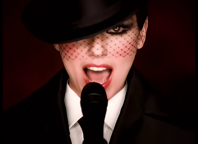 1152-shania-twain-man-i-feel-like-a-woman-official-music-video-00-00-36