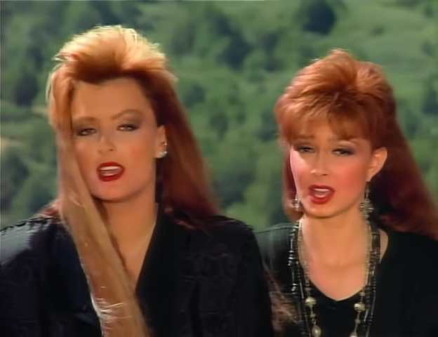 1152-the-judds-love-can-build-a-bridge-official-music-video-00-02-30