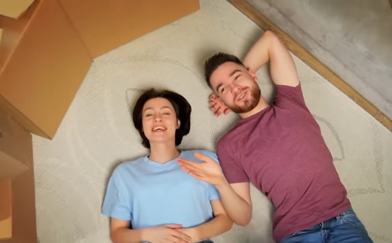 1160-how-our-brain-makes-us-fall-in-love-00-03-46