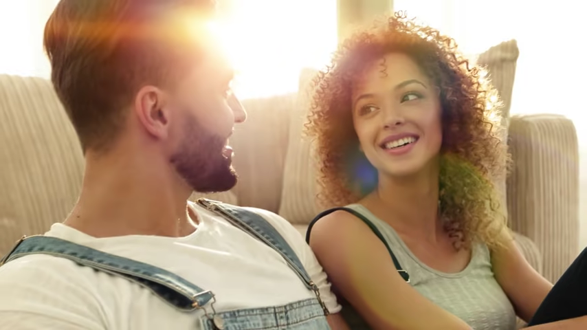 1163-7-things-all-men-do-when-they-are-in-love-00-01-35