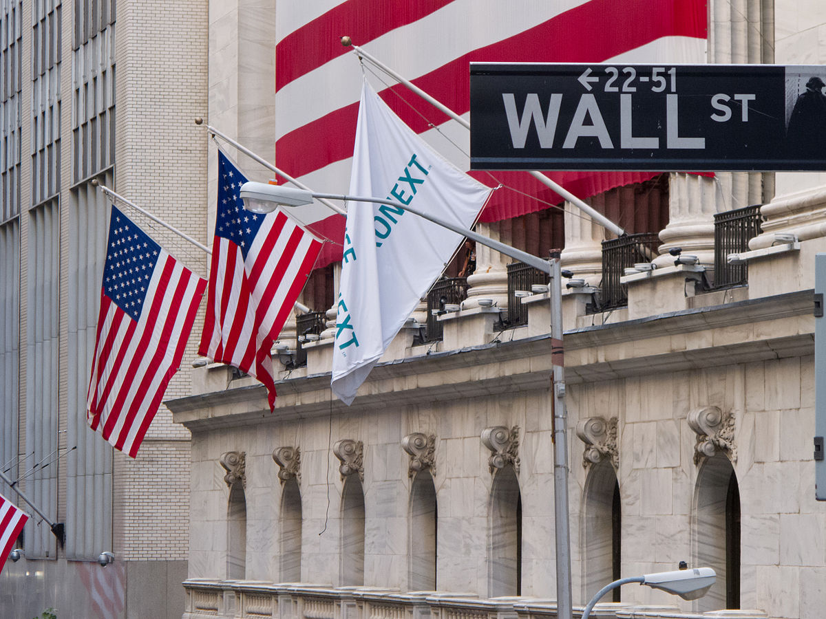1200px-wall_street_-_new_york_stock_exchange