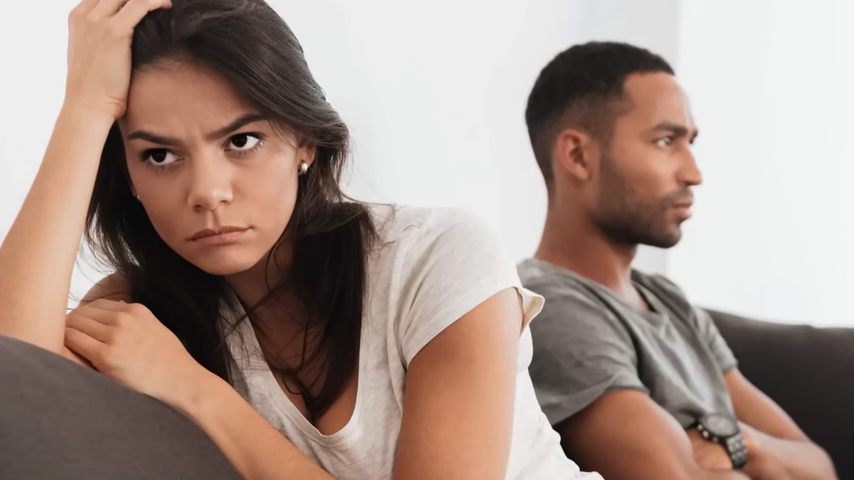 1220-10-signs-your-partner-doesnt-love-you-even-if-you-think-they-do-00-02-49