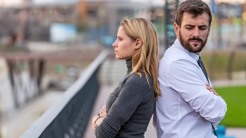 1220-11-secret-signs-your-partner-doesnt-love-you-anymore-00-00-28