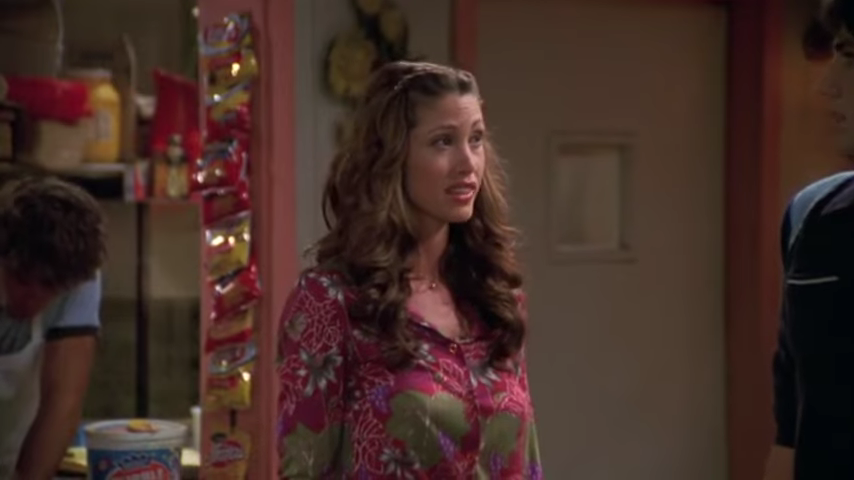 1258-6x5-part-1-kelso-runs-from-brooke-that-70s-show-funniest-moments-00-01-30