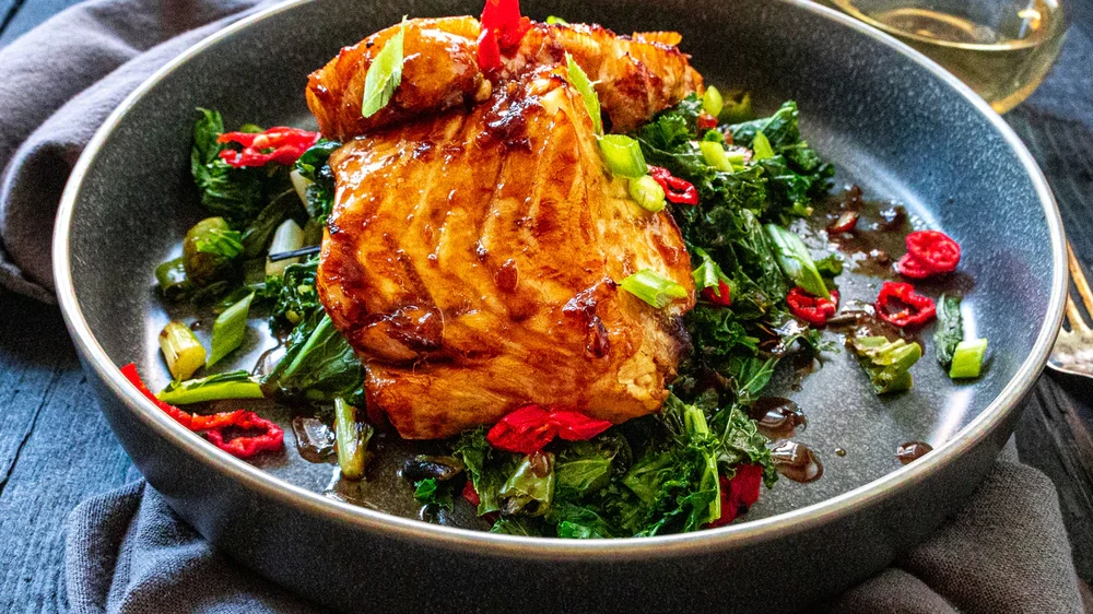 20220413125531-soy-ginger-chilean-sea-bass-side_1000x