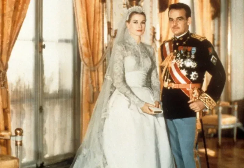 2bkeyn1-vintage-celebrity-weddings-that-will-transport-you-through-time-grace-kelly-1024x1068-jpg-pro-cmg