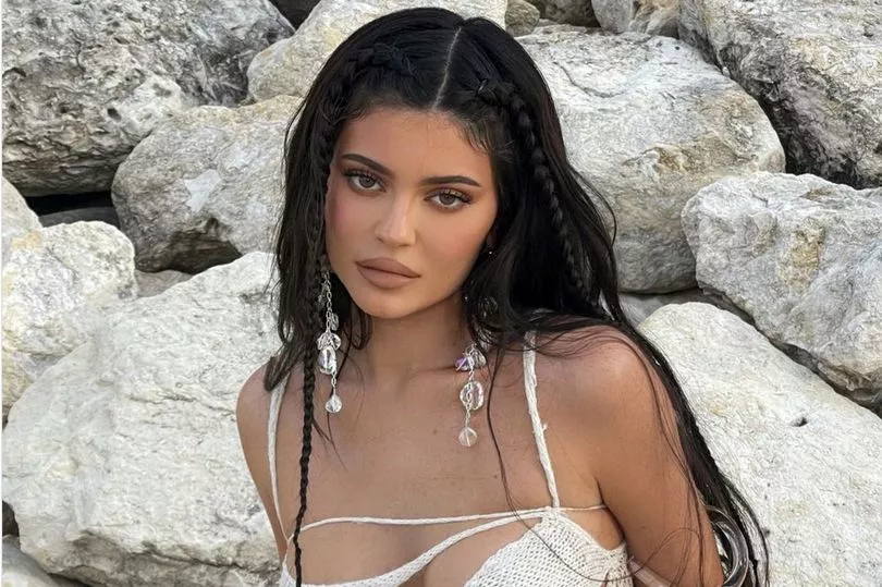 2_kylie-jennerjpg