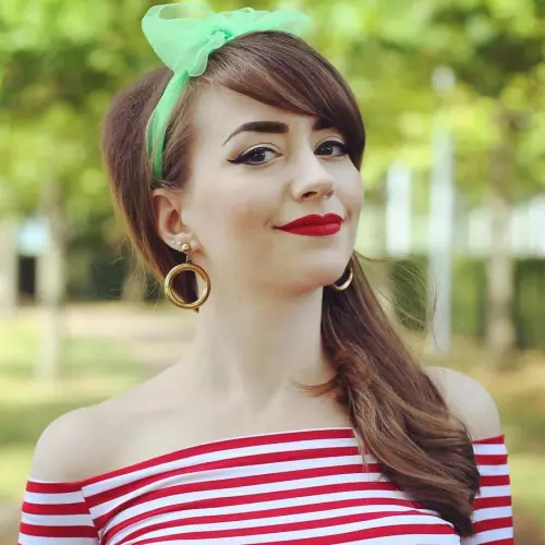 4-side-vintage-hairstyle-for-long-hair-1