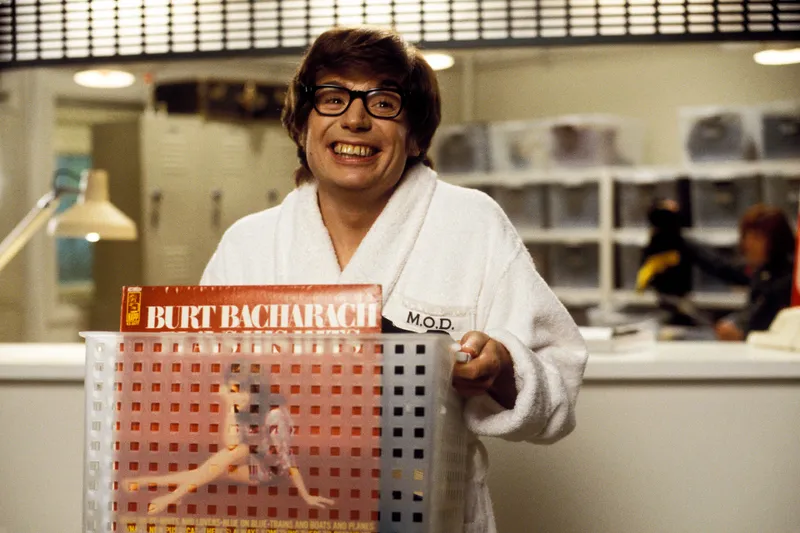 90s20230523austinpowers