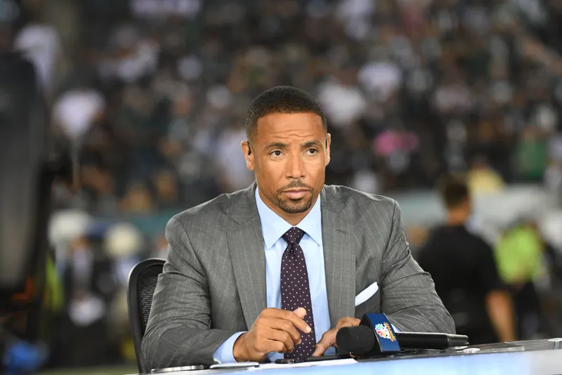 gettyimages-1028762922-you-wont-believe-how-much-these-sportscasters-got-paid-last-year-rodney-harrison-scaled-jpg-pro-cmg
