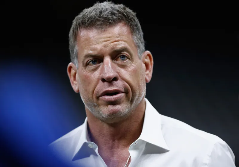 gettyimages-1057314262-you-wont-believe-how-much-these-sportscasters-got-paid-last-year-troy-aikman-1-scaled-jpg-pro-cmg