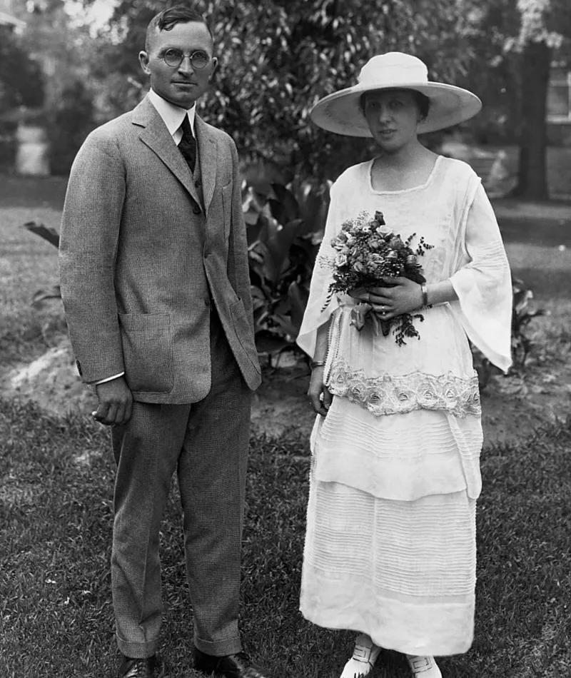 gettyimages-615295292-vintage-celebrity-weddings-that-will-transport-you-through-time-harry-and-bess-truman-jpg-pro-cmg