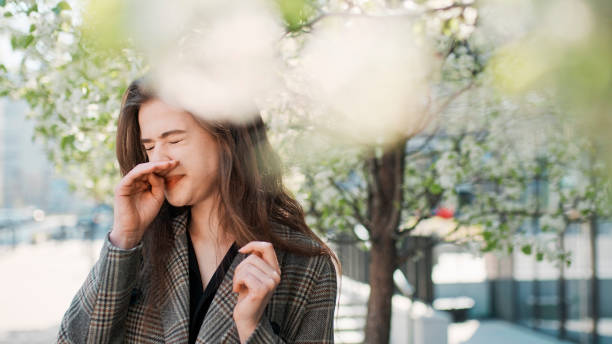 woman-struggling-with-allergy-itchy-eyes-and-sneezing