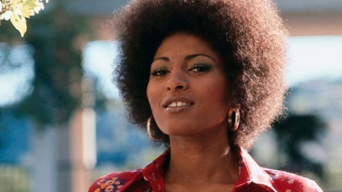 pam-grier-3