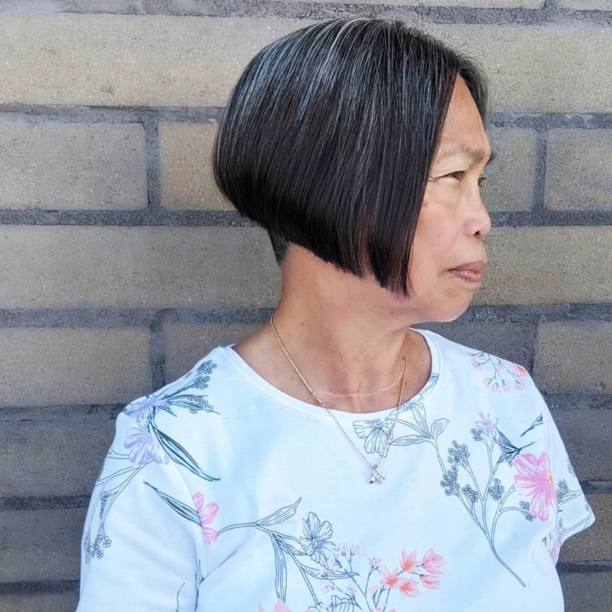 a-line-with-an-undercut-for-women-over-60-years-old
