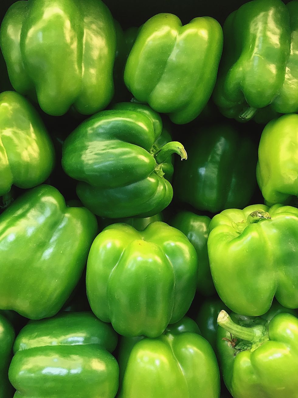 full-frame-shot-of-bell-pepper-for-sale-at-market-royalty-free-image-566405591-1557162929