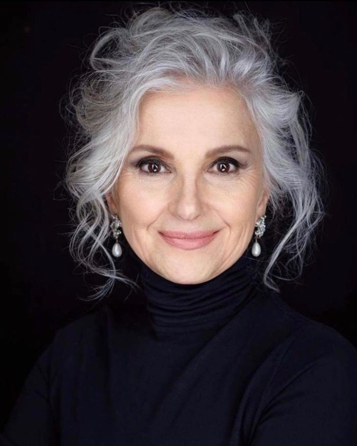 hairstyles-for-over-60-round-face-2