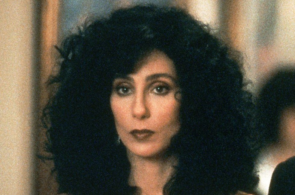 hbz-80s-movies-moonstruck-everett-1587487262