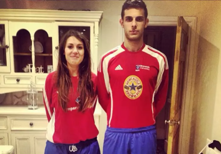 lovebirds-were-about-to-get-married-but-their-moms-found-something-strange_5