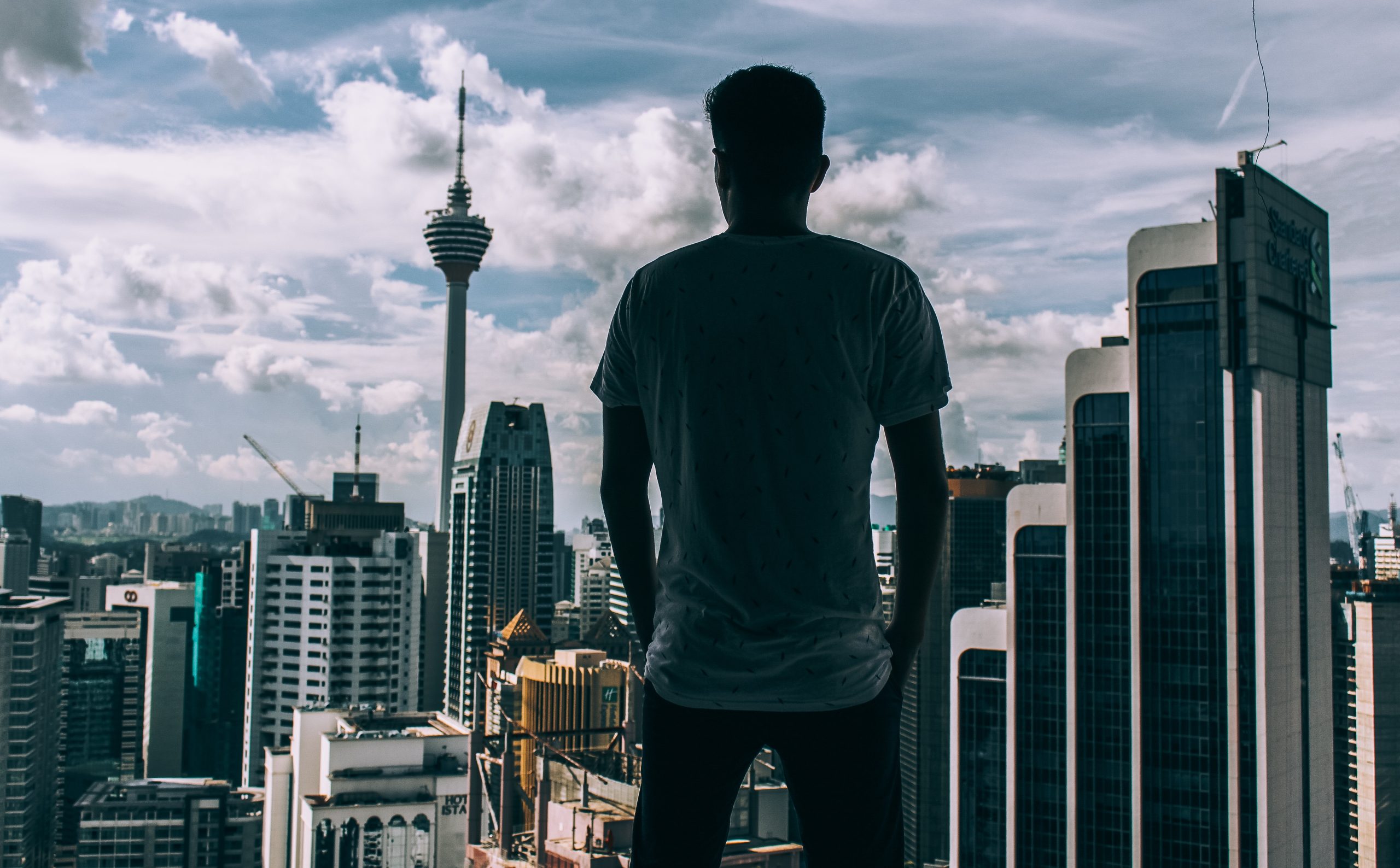 pexels-adil-alimbetov-303159