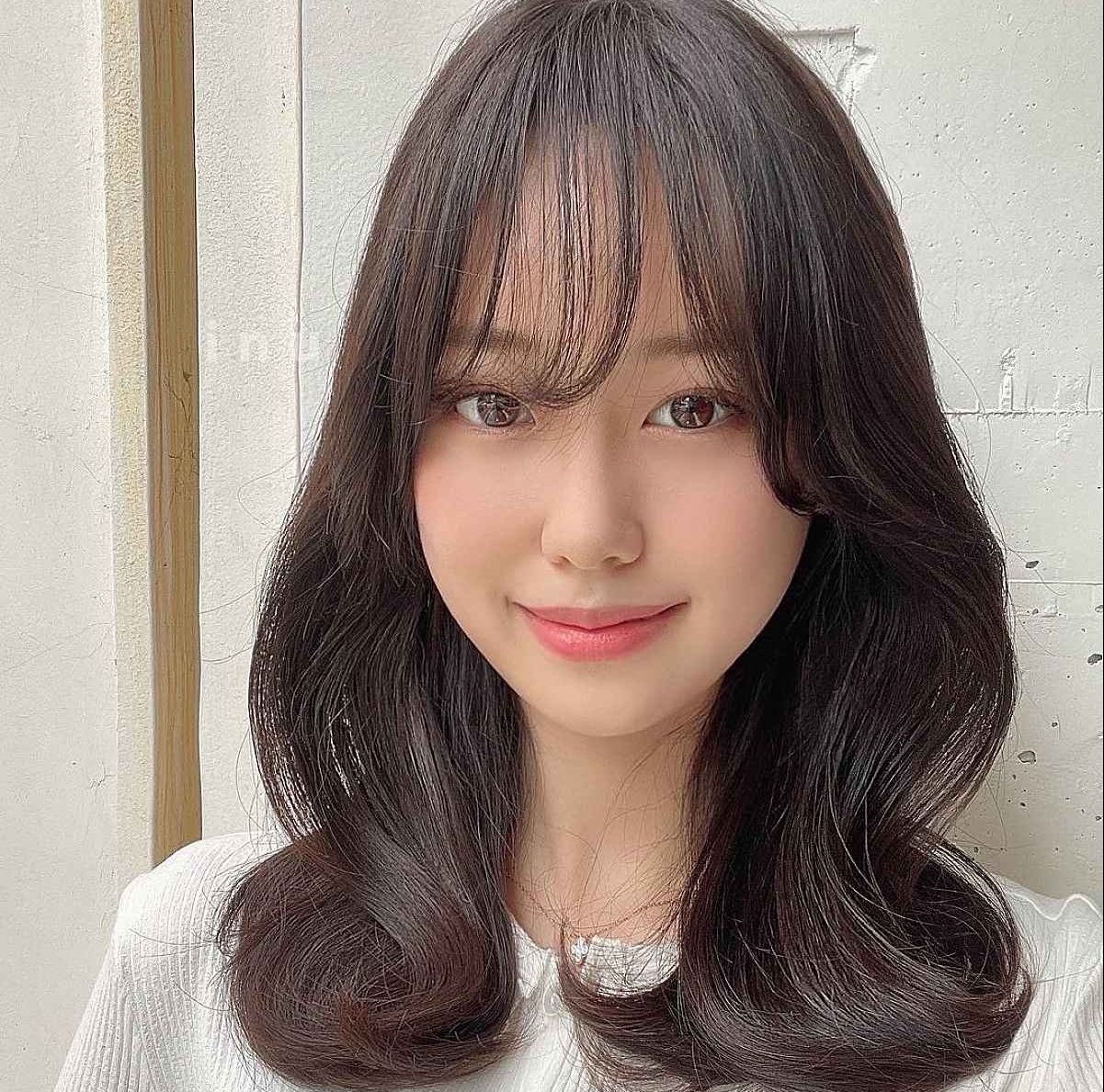 see-through-bangs-for-mid-length-hair