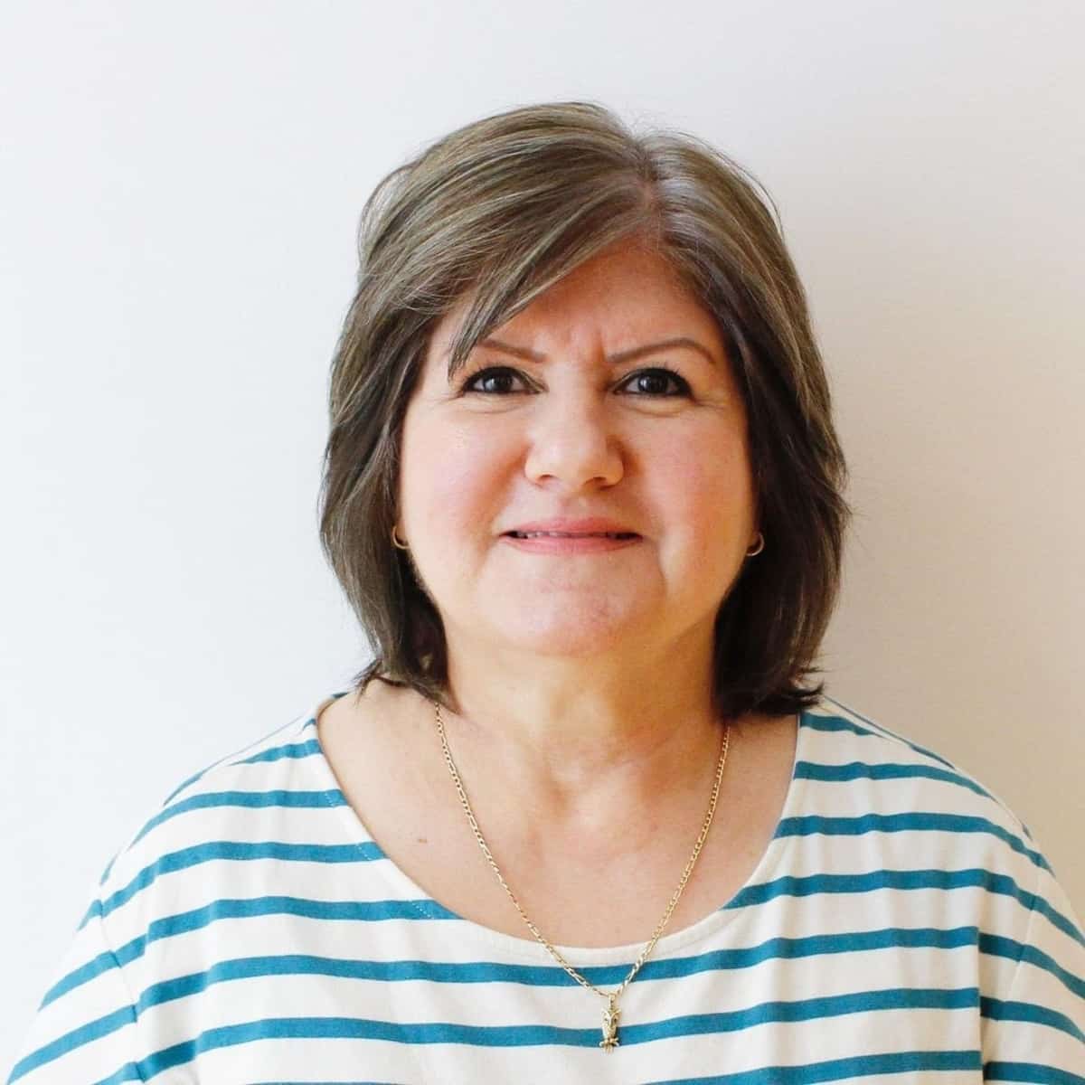 shoulder-length-haircut-for-fifty-year-old-women