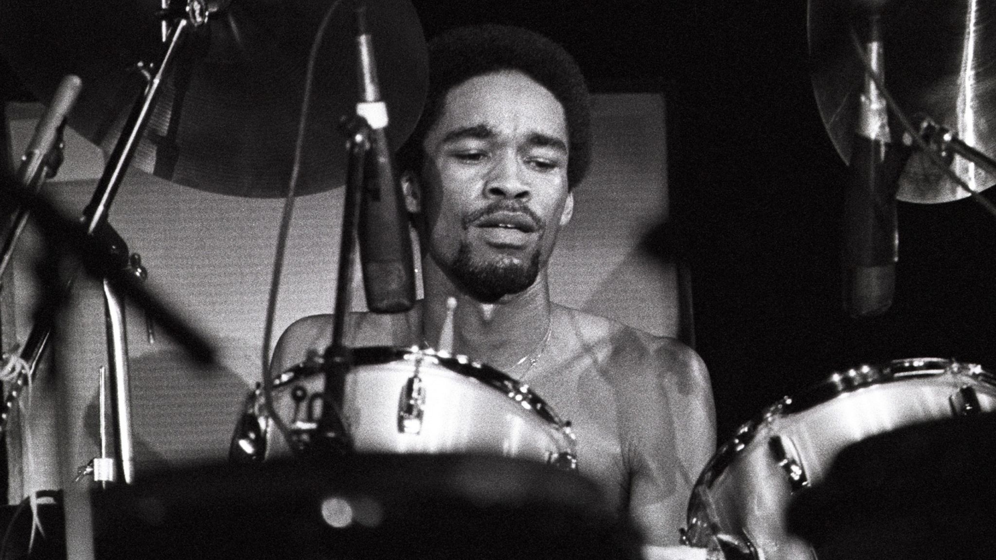 skynews-fred-white-drummer_6012619