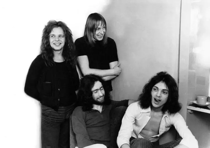 these-40-one-hit-wonders-of-70s-are-giving-us-all-kinds-of-nostalgia_10