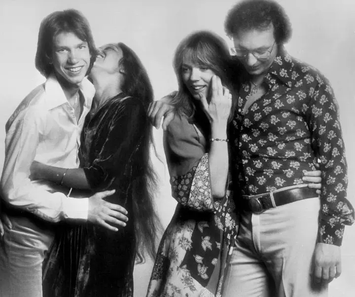 these-40-one-hit-wonders-of-70s-are-giving-us-all-kinds-of-nostalgia_8