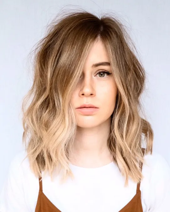1-shaggy-textured-lob-hairstyle-b4yawyyp-fn