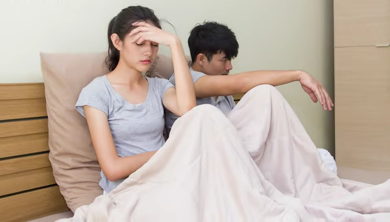 1278-6-warning-signs-your-emotional-needs-are-not-met-in-a-relationship-00-03-54