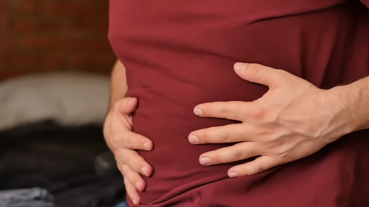 2-how-to-stop-flatulence-farting-this-really-works-00-03-14
