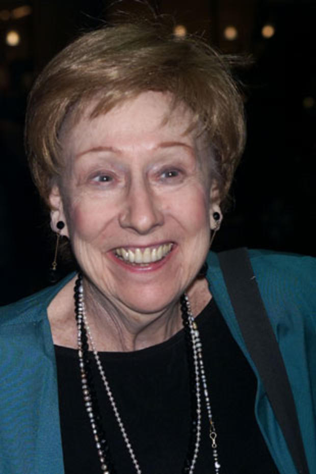 2285350_jean_stapleton