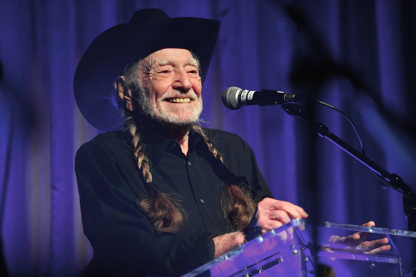 american-musician-willie-nelson-2019