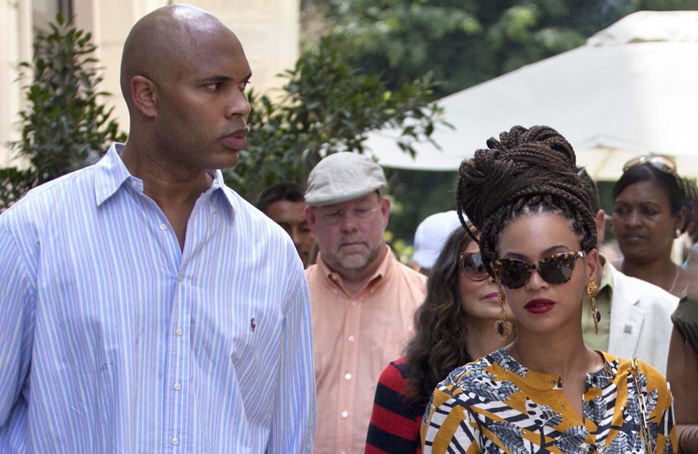 article-image-bodyguard-beyonce-1