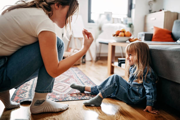 violent-mother-yelling-at-daughter