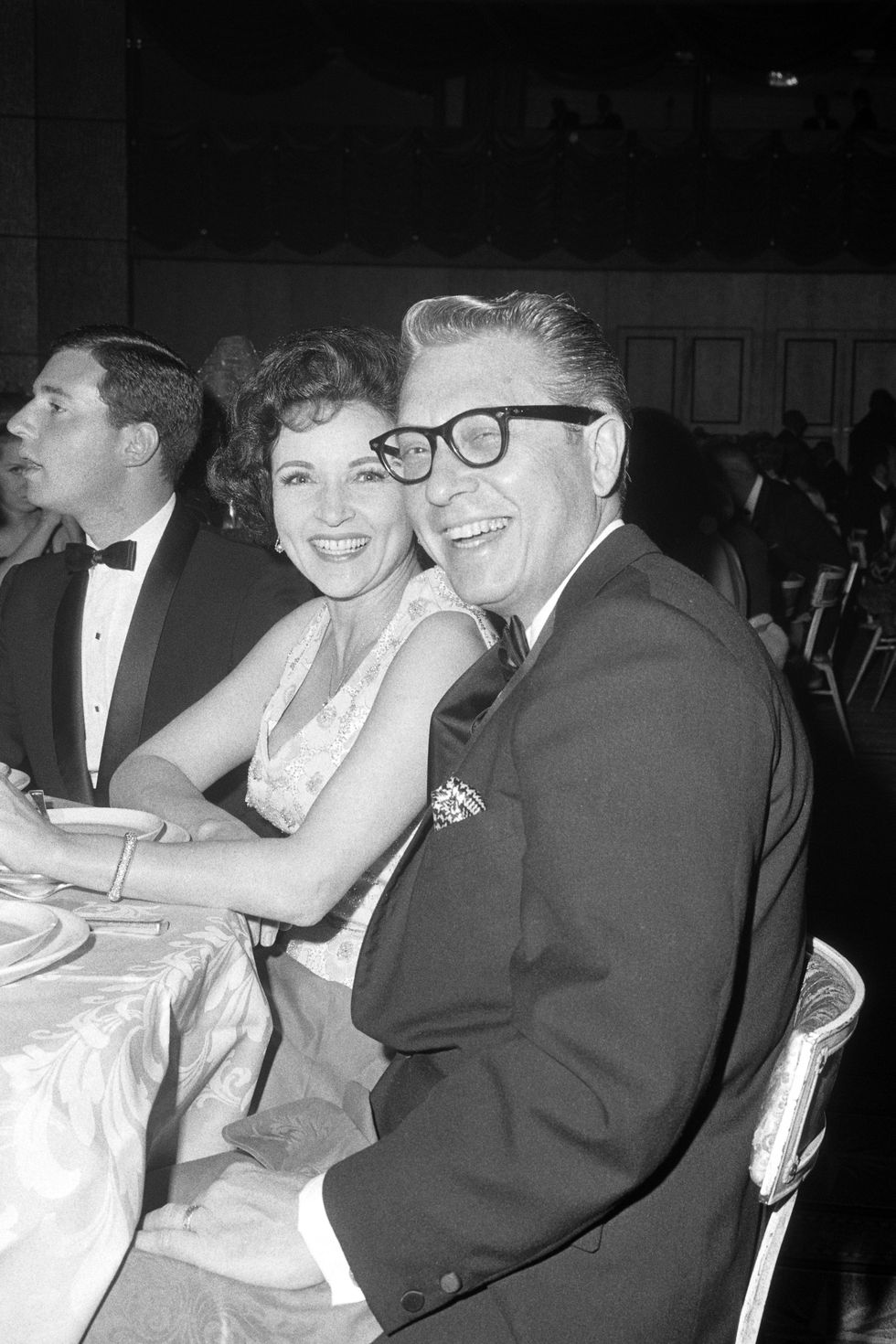 american-tv-personality-allen-ludden-and-his-wife-actress-news-photo-1578781258