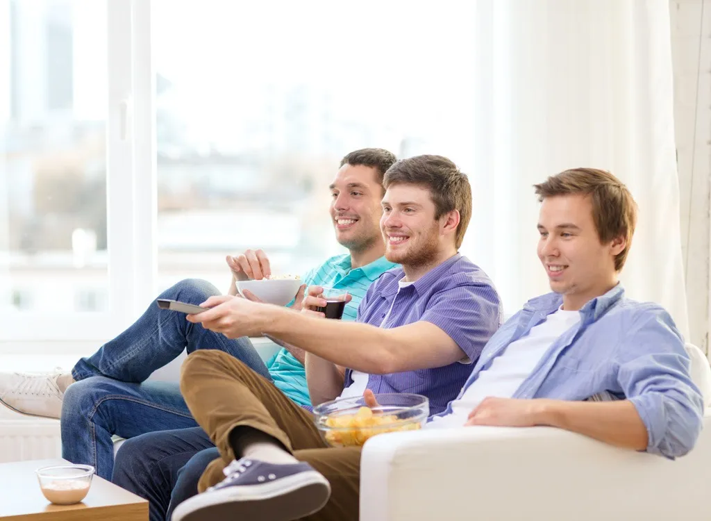 eating-in-front-of-tv