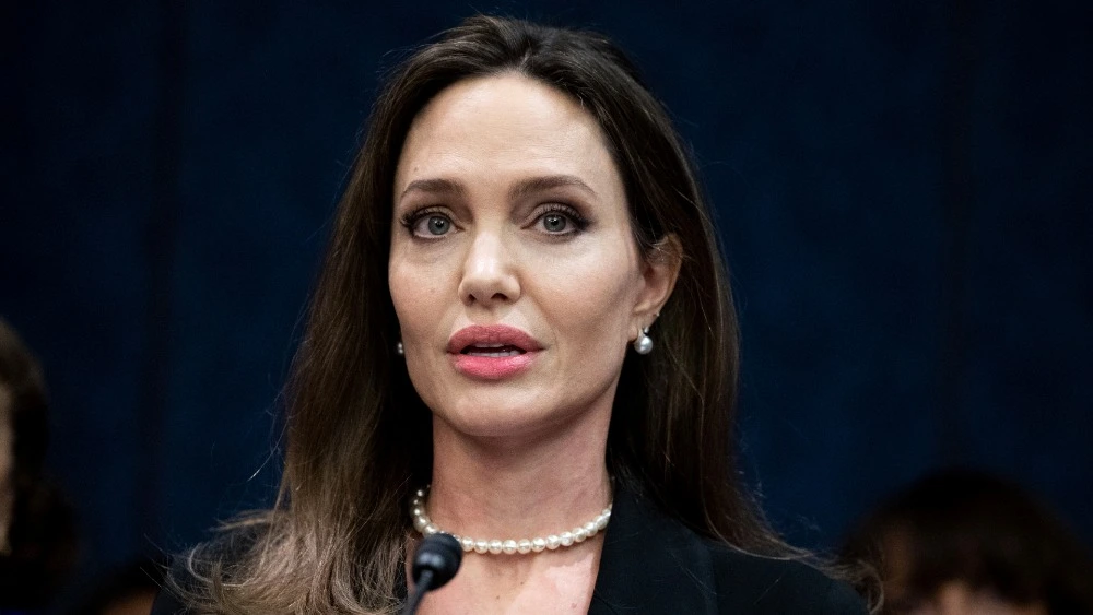 jolie