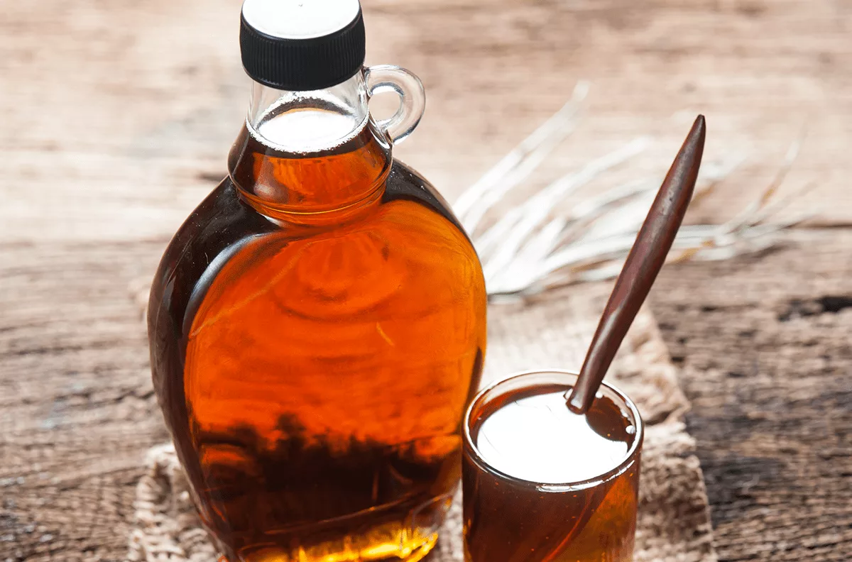 maple-syrup-bottle-tiny-handles