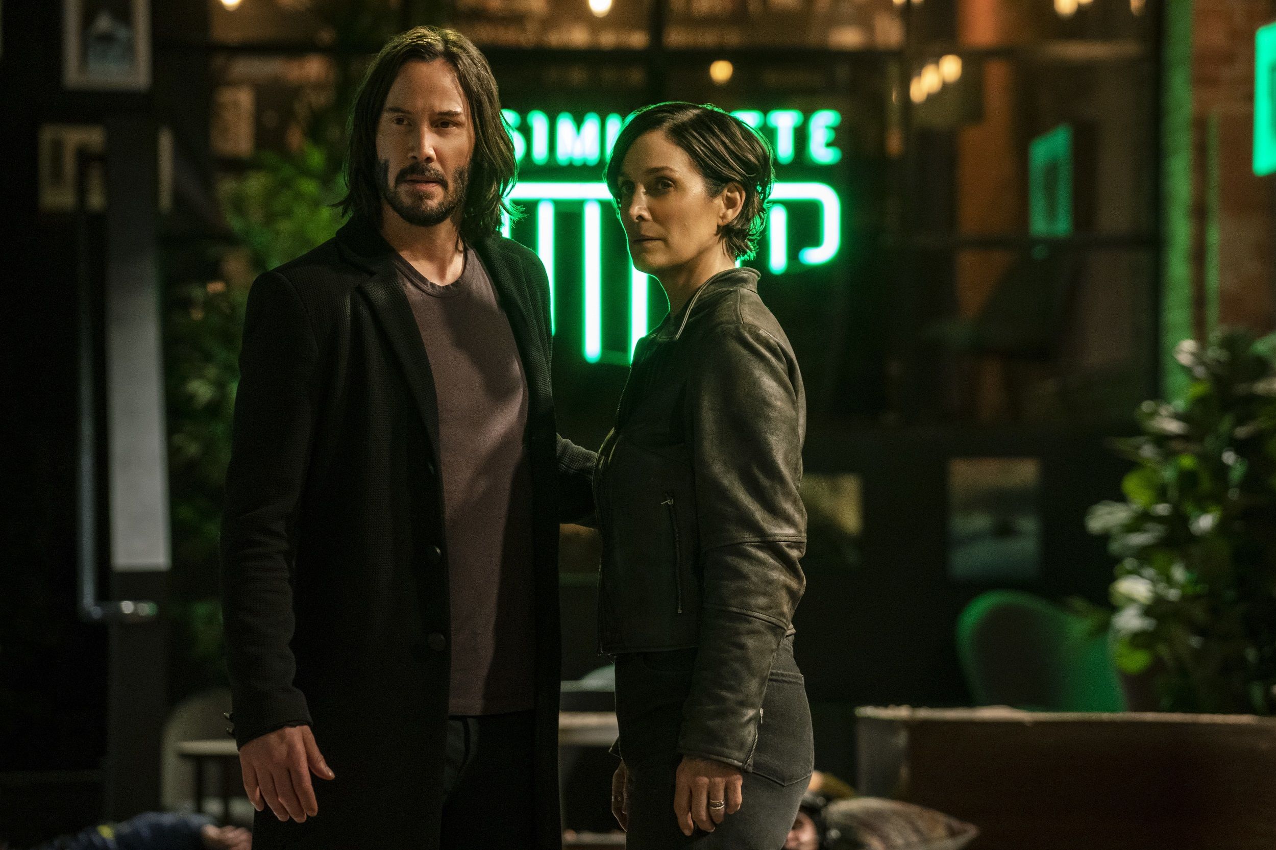matrix-4-keanu-reeves-carrie-anne-moss-1639392521