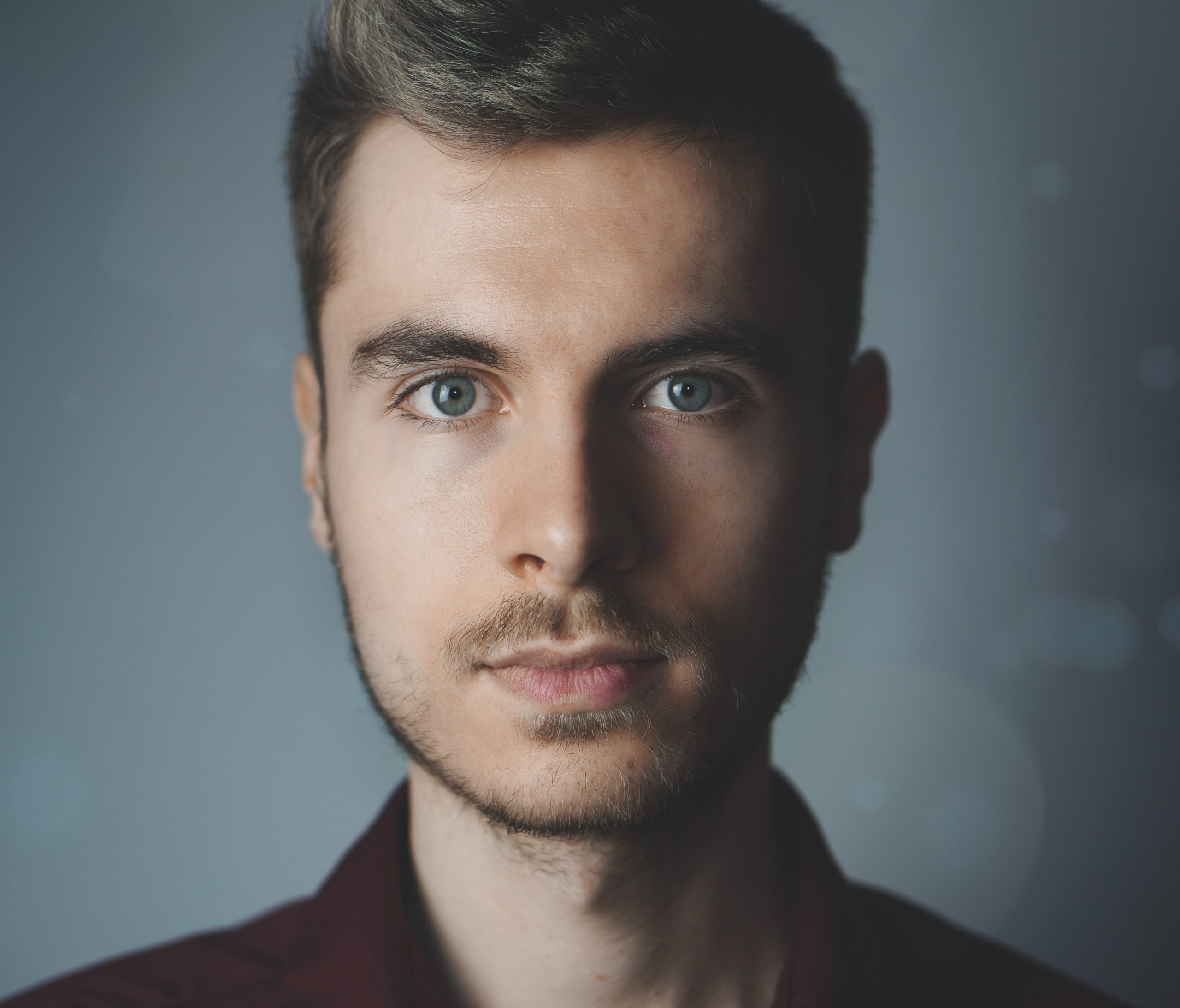 pexels-simon-robben-614810