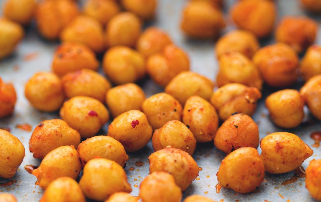 roasted-sweet-spiced-chickpeas