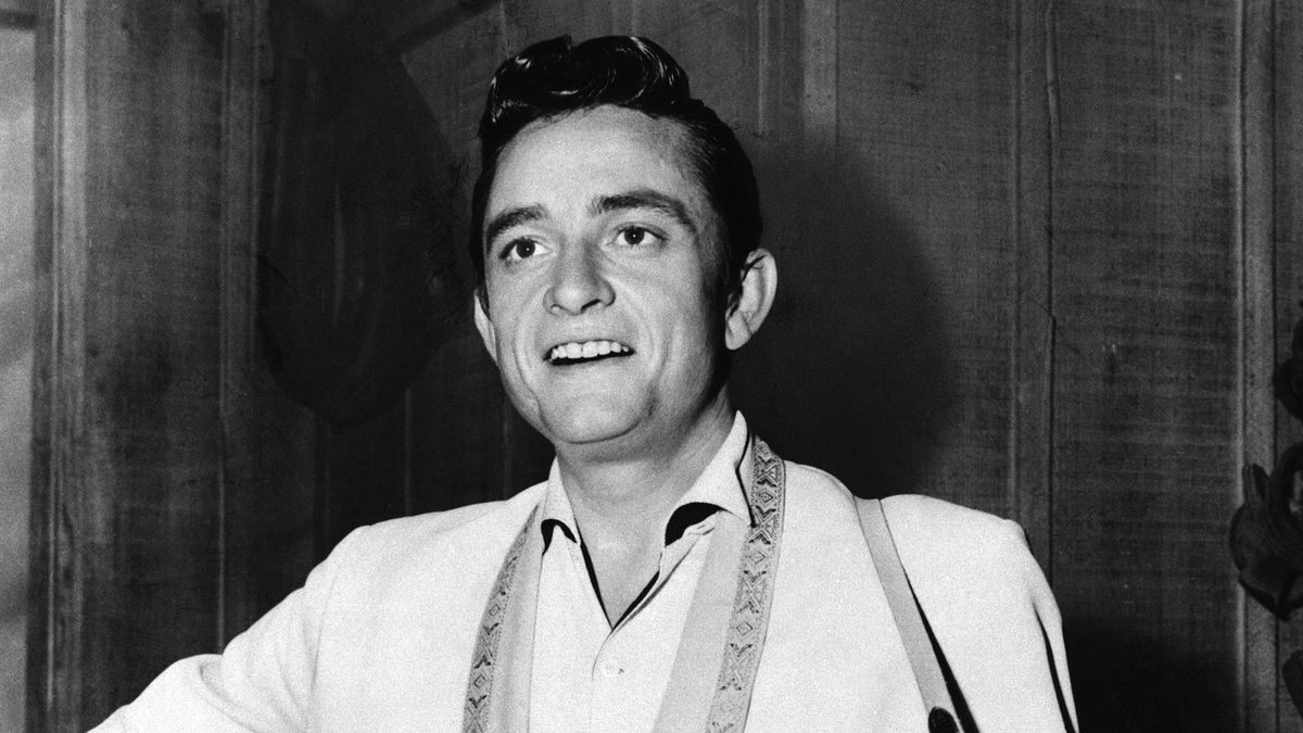 singer-johnny-cash-playing-guitar-on-television-special