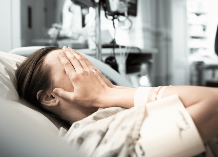woman-postoperative-depression-feature_1320w_jr-1-768x5511-1